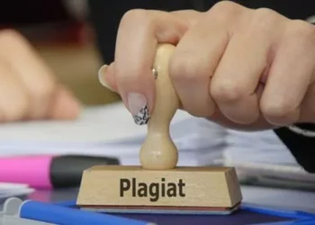 Un profesor publică o listă cu plagiatele din politică. „Singura funcție care n-a fost acoperită de un plagiator dovedit este cea de președinte”