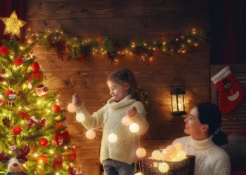 Când împodobim bradul de Crăciun – Tradiția și semnificația pomului de Crăciun