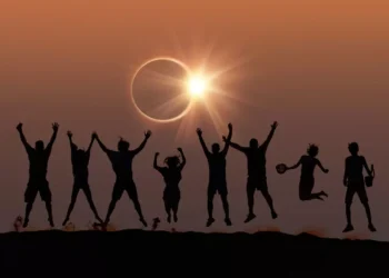 Ce este eclipsa totală de soare? Lista eclipselor de Soare vizibile din România