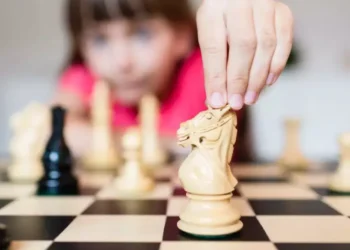 9 motive pentru care copilul tău ar trebui să joace șah