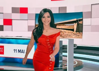 Corina Caragea nu ține dietă. Cum își menține silueta prezentatoarea, la aproape 40 de ani: „Mănânc cam ce vreau eu, dar în porții mici” – EXCLUSIV