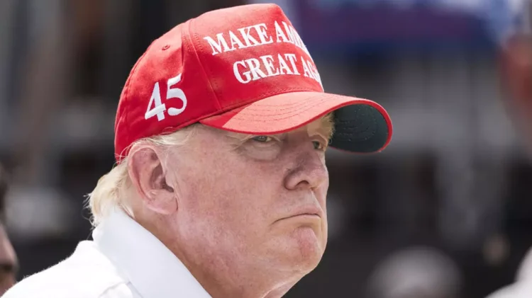 Un document despre armele nucleare ale unei țări străine a fost confiscat de FBI la domiciliul lui Donald Trump