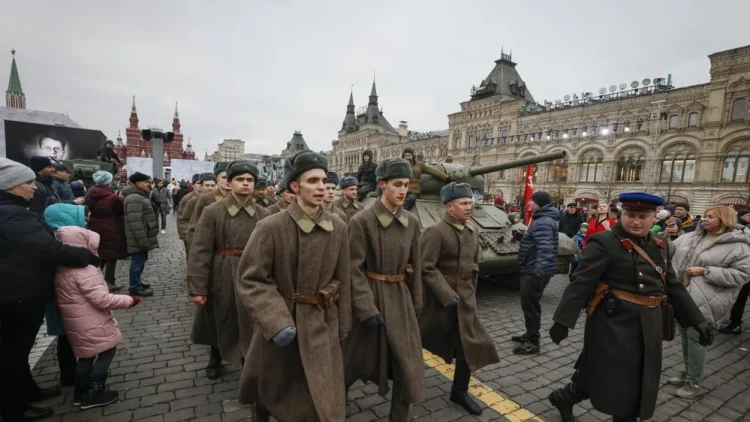 Blocat pe frontul din Ucraina, Vladimir Putin câștigă războiul de acasă: „Societatea rusă se curăță de liberalism”