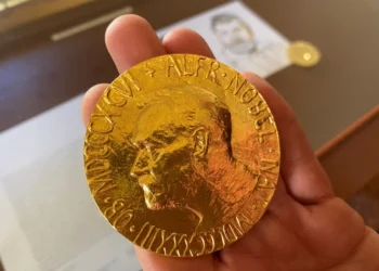 Premiul Nobel pentru Pace va fi anunţat astăzi. Volodimir Zelenski, Greta Thunberg și Alexei Navalnîi printre favoriţi