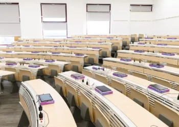 Examene de tip grilă, pe tabletă, pentru studenții de la Medicină din Iași. „Rezidențiatul se dă după același sistem”