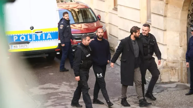 Reuters: Frații Tate au încercat să racoleze doi politicieni români de dreapta să le susțină cauza. Care sunt numele din înregistrările procurorilor