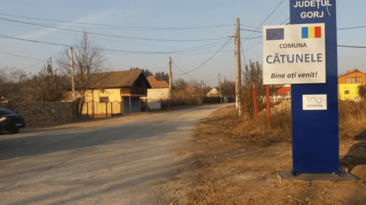 Primarul unei comune din Gorj promite recompense celor care își pârăsc vecinii că risipesc apa. „Aveți curaj și dați-ne informații”