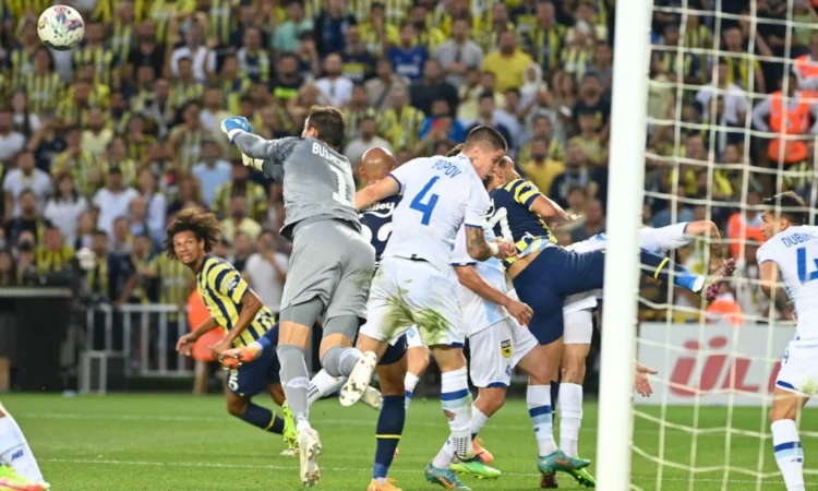 Calificare dramatică pentru Dinamo Kiev, în minutul 114, la Istanbul. Zalgiris, prima echipă din Lituania în grupele europene