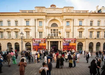 Art Safari face schimb de exponate cu Muzeul Tehnic, găzduind expoziții simultane, timp de 2 săptămâni