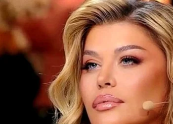 Loredana Groza a găsit secretul tinereţii fără bătrâneţe. Cum se menţine artista într-o formă de invidiat