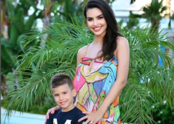 Sandra Mutu, fotografii de colecție cu fiul Tiago! Soția lui Adrian arată ca un model