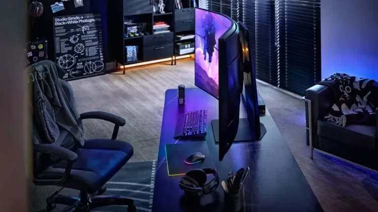 A fost pus in vanzare monitorul de gaming Samsung Odyssey Ark