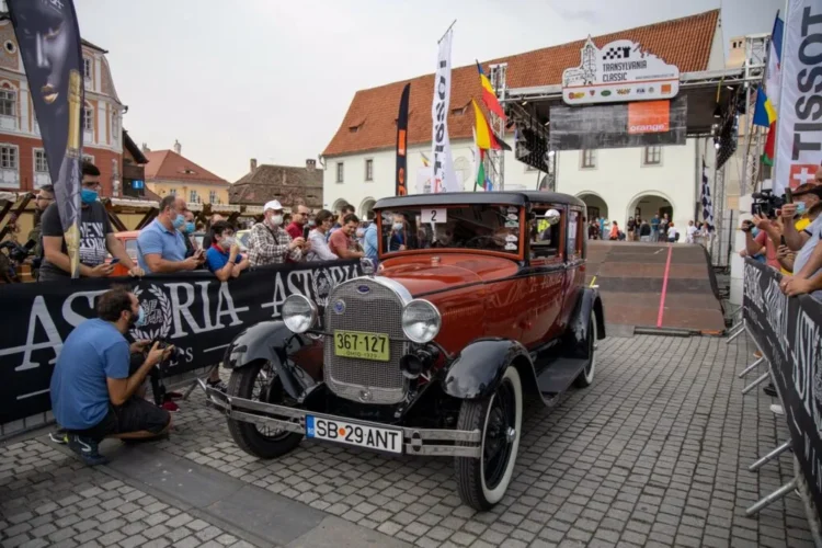 Transylvania Classic – Sibiul redevine locul de întâlnire al pasionaților de mașini clasice și electrice