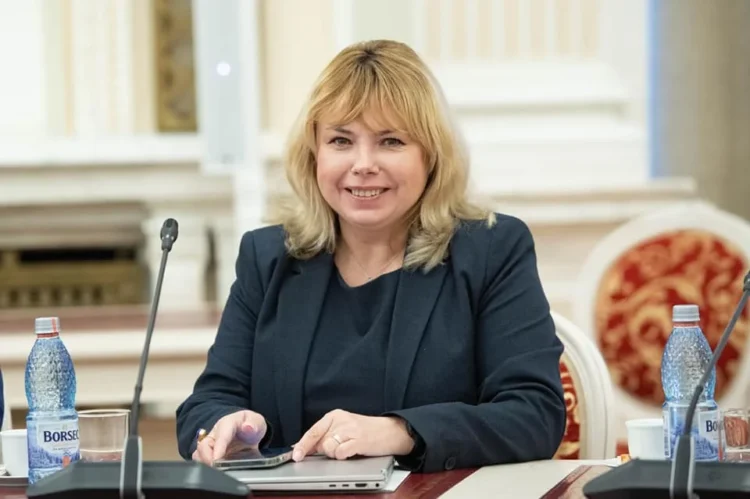 Anca Dragu (USR): Când ai o rectificare bugetară pozitivă pe lipsa de investiții nu e o mândrie Anca Dragu (USR): Când ai o rectificare bugetară pozitivă pe lipsa de investiții nu e o mândrie
