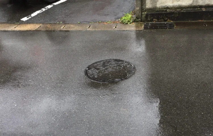 Secetă: Comisia Europeană îndeamnă țările UE să reutilizeze apele uzate