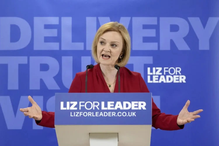 #postBrexit: Liz Truss va suspenda Protocolul nord-irlandez dacă va deveni premier al Regatului Unit