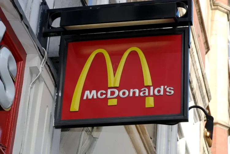 McDonald’s a anunțat că redeschide unele restaurante din Ucraina