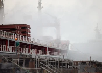 Prima navă încărcată cu cereale ucrainene a plecat din portul Odesa