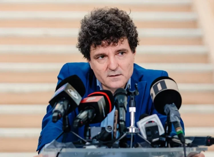 Sancțiuni după accidentul din Primăria Capitalei. Nicușor Dan anunță primii șefi dați afară