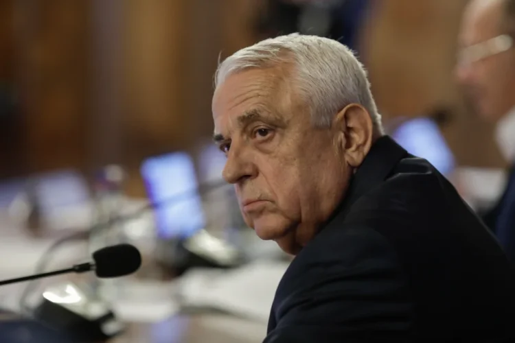 Pâinea va costa mai mult. Petre Daea: „Eu nu sunt adeptul celor care spun că piaţa face preţul