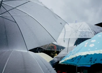 Avertizări meteo de ploi torențiale pentru mai bine de jumătate din țară | HARTĂ