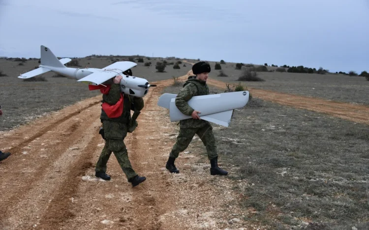 Război în Ucraina: Rușii angajează prin mica publicitate „operatori de drone” care să accepte să plece în „călătorii de afaceri”