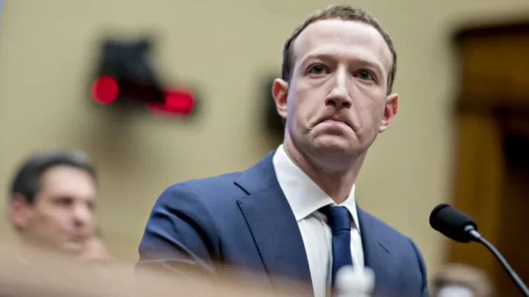 Nu ai vrea să fii în locul lui Mark Zuckerberg: șeful Facebook și-a înjumătățit averea în 2022