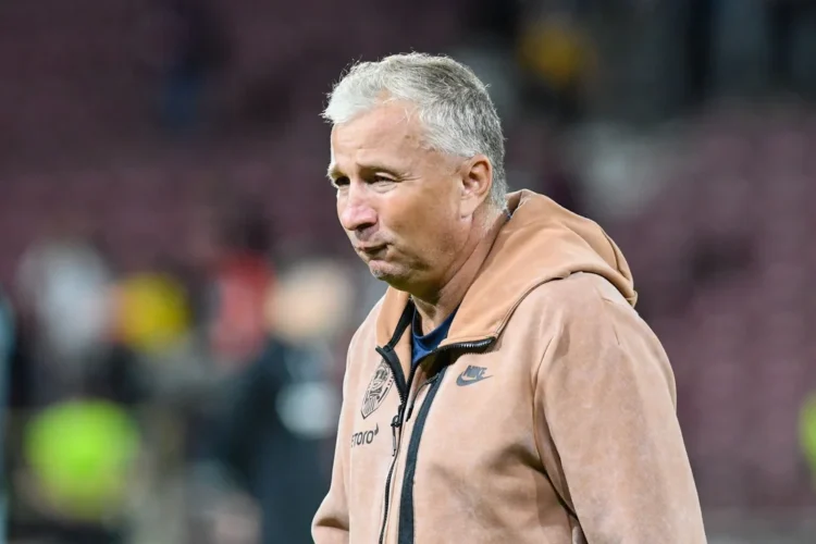 Reacția lui Dan Petrescu după ce fanii CFR-ului i-au cerut demisia la meciul cu Sivasspor