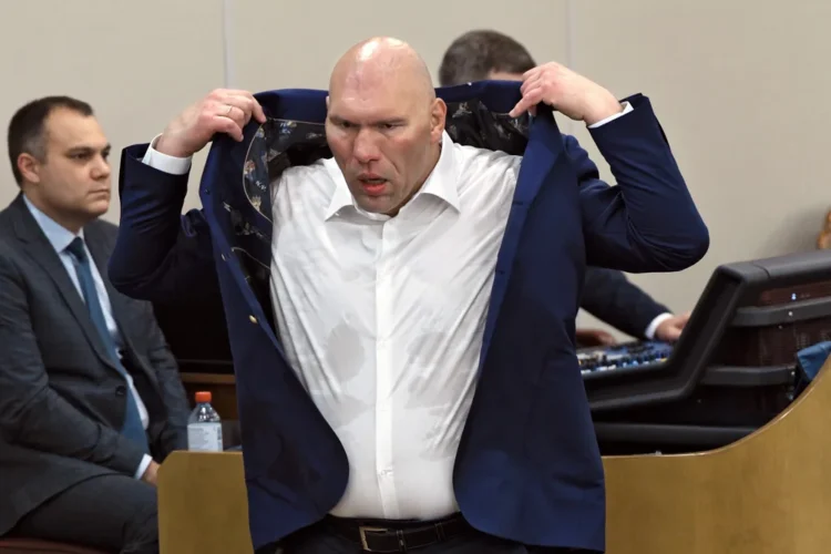 Un celebru boxer rus a primit ordin de mobilizare. Bestia din Est: „Voi merge să-mi iau citația”