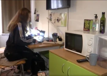 Preţuri aproape duble la căminele studenţeşti, în pragul noului an universitar. Rector: „Să nu folosească nici aparate de încălzire”