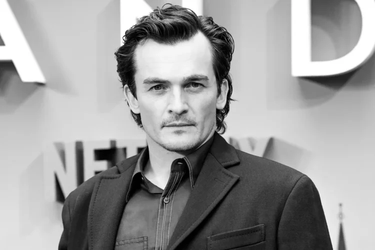 Rupert Friend se alătură lui John Malkovich în coproducția româno-britanică Cravata Galbenă
