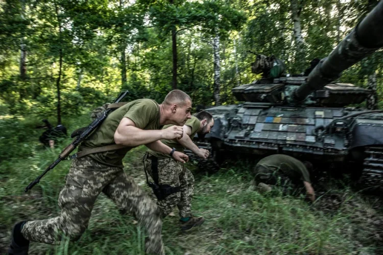 Rusia este pe cale să sufere o mare înfrângere în „buzunarul” Lyman. Panică în rândul bloggerilor și corespondenților militari ruși
