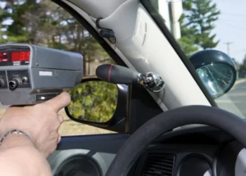 Amenzi extrem de mari pentru șoferii care depășesc viteza legală pe străzile din România