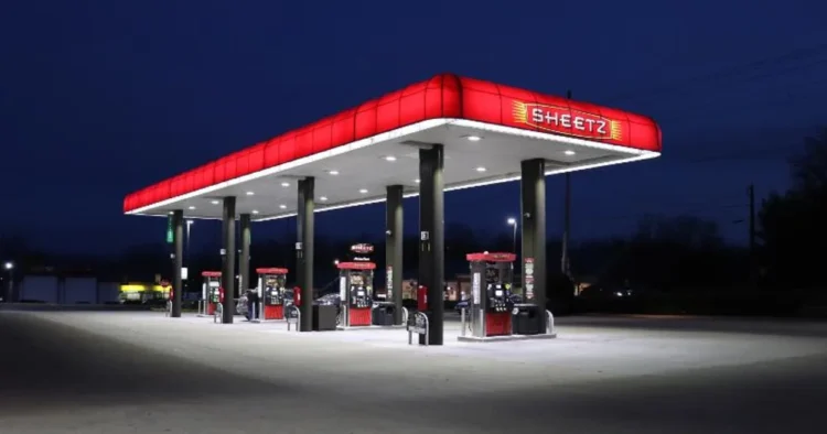 Preţuri carburanţi SUA – Biden cere companiilor petroliere să crească producţia