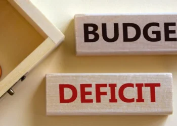 În șapte ani, dublarea salariilor bugetare, deficit bugetar de opt ori mai mare. Și ne mai miră deficitul comercial enorm?