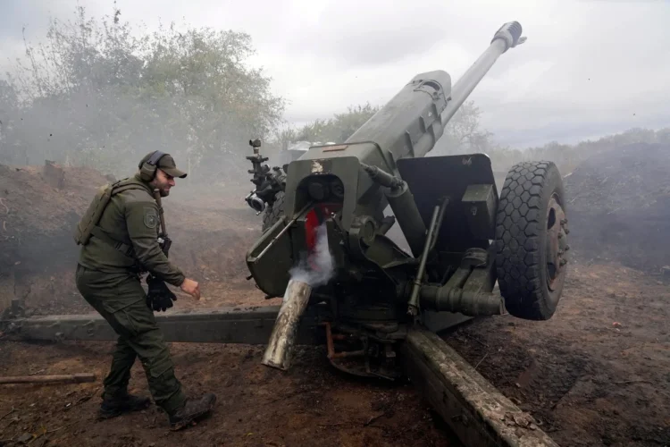 LIVE Război în Ucraina ziua 226: Biden compară amenințările nucleare ale Moscovei cu criza rachetelor din Cuba / UE a impus încă un pachet de sancțiuni contra Rusiei / Ucrainenii au capturat de la ruși mai mult armament decât a donat orice țară occidentală