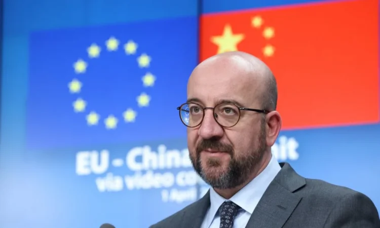Președintele Consiliului European ajunge mâine în China și se va întâlni cu președintele Xi Jinping, care se confruntă cu proteste istorice