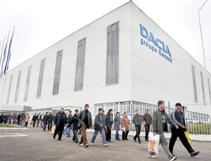 Revolta angajaților Dacia: 5.000 de oameni sunt așteptați să protesteze. Care sunt cauzele Revolta angajaților Dacia: 5.000 de oameni sunt așteptați să protesteze. Care sunt cauzele