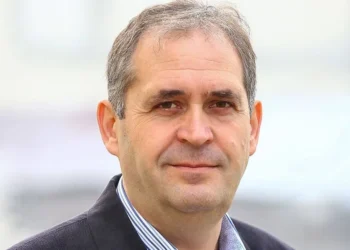 Deputat, șef de comisie parlamentară foarte importantă pentru legiferarea din energie, despre “taxa pe soare”: OUG nu este chiar “o formă rea”