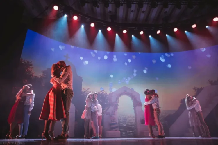 „Mamma Mia“, cel mai aşteptat spectacol al anului în România