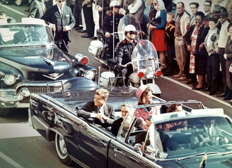 Mii de documente guvernamentale needitate privind asasinarea lui JFK, făcute publice – NewMoney