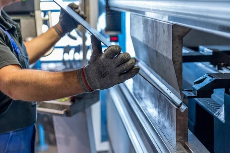 Cea mai puternică economie a Europei s-a contractat în mod neașteptat în ultimul trimestru din 2022