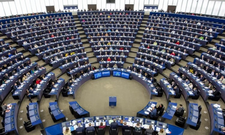 Parlamentul European se reunește în perioada 16-19 ianuarie, la Strasbourg, în prima sesiune plenară din 2023