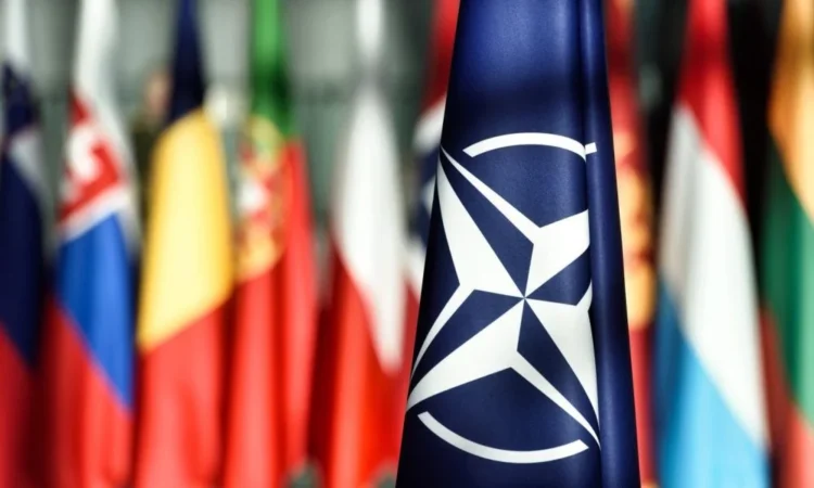 Cine va fi (în sfârșit) următorul secretar general al NATO după o cursă în spatele ușilor închise, cu reguli nescrise și care ar trebui decuplată de alegerile europene și campania electorală din SUA (DW)
