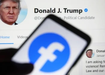 Meta acceptă revenirea lui Donald Trump pe Facebook şi Instagram