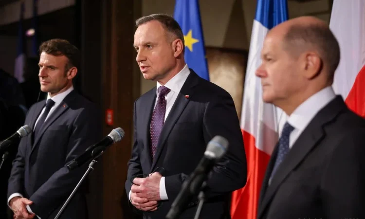 “Triunghiul de la Weimar” s-a întâlnit la München: Polonia avertizează Franța și Germania că “fără sprijinul nostru, Ucraina va capitula și nu vom avea pace”