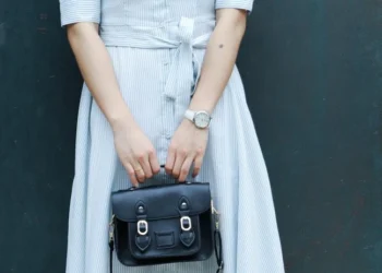 Accesorii la modă în 2023: cum să le porți pentru a-ți accentua frumusețea