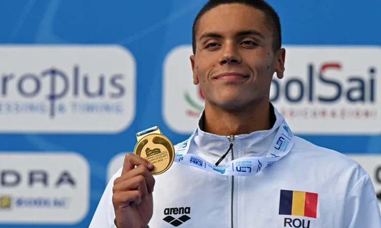 David Popovici, desemnat cel mai bun înotător european al anului 2022