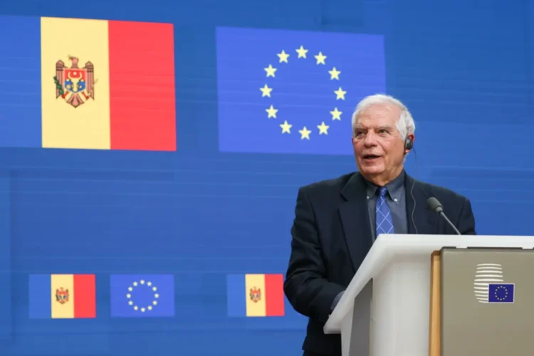 Șeful diplomației UE apreciază că Lavrov s-a “discreditat intelectual” când a afirmat că Occidentul vrea să transforme R. Moldova în următoarea Ucraină Șeful diplomației UE apreciază că Lavrov s-a “discreditat intelectual” când a afirmat că Occidentul vrea să transforme R. Moldova în următoarea Ucraină