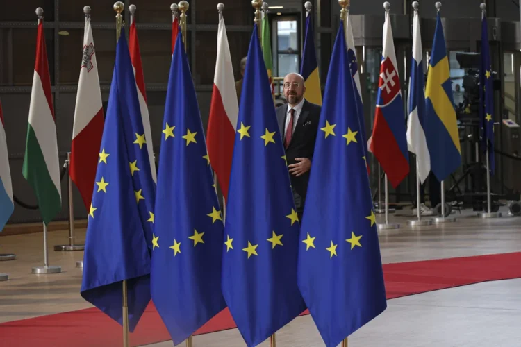 Reuniune extraordinară a Consiliului European. Pe agendă sunt migrația și războiul din Ucraina. Participă și Volodimir Zelenski